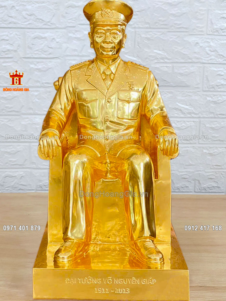 Tượng Bác Giáp ngồi ngai mạ vàng 24K là dòng sản phẩm cao cấp